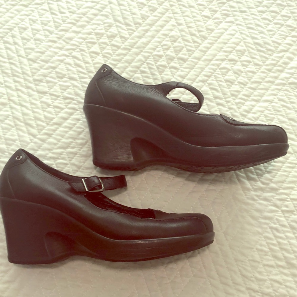 Dansko, Mary Jane style show